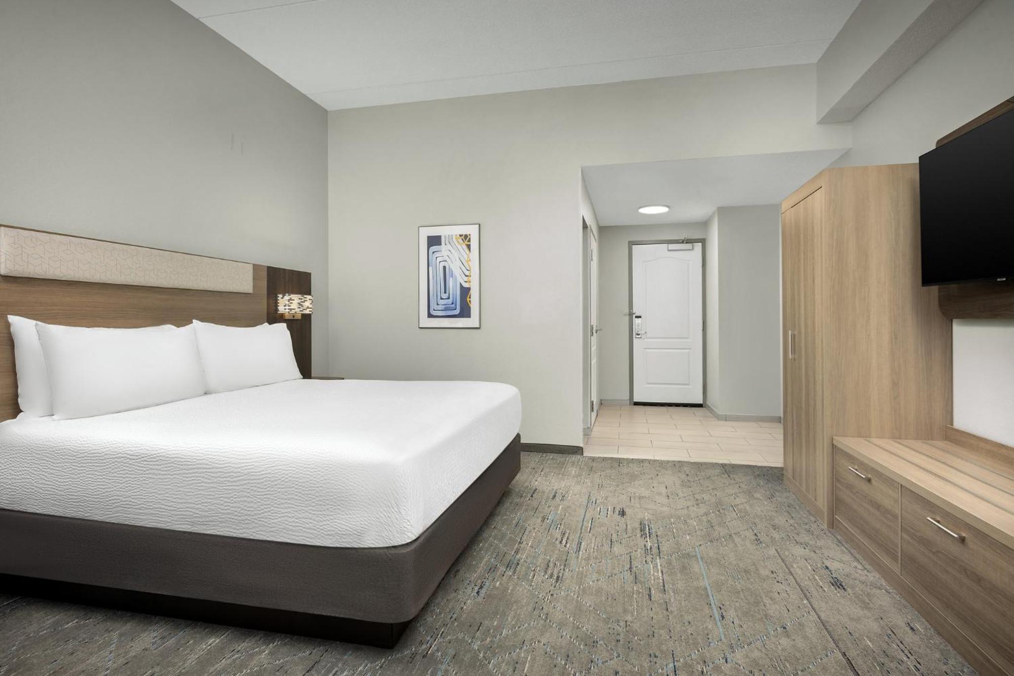 Holiday Inn Express Hotel & Suites Greensboro - Airport Area By Ihg Екстер'єр фото