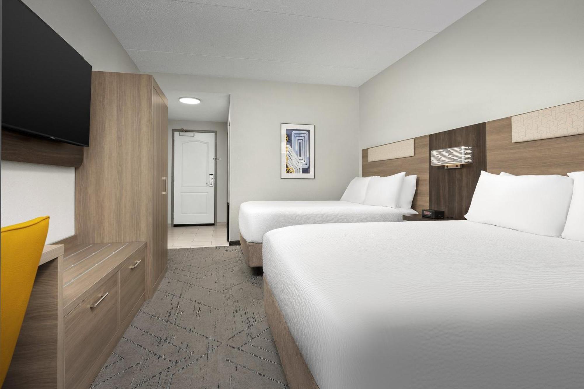 Holiday Inn Express Hotel & Suites Greensboro - Airport Area By Ihg Екстер'єр фото