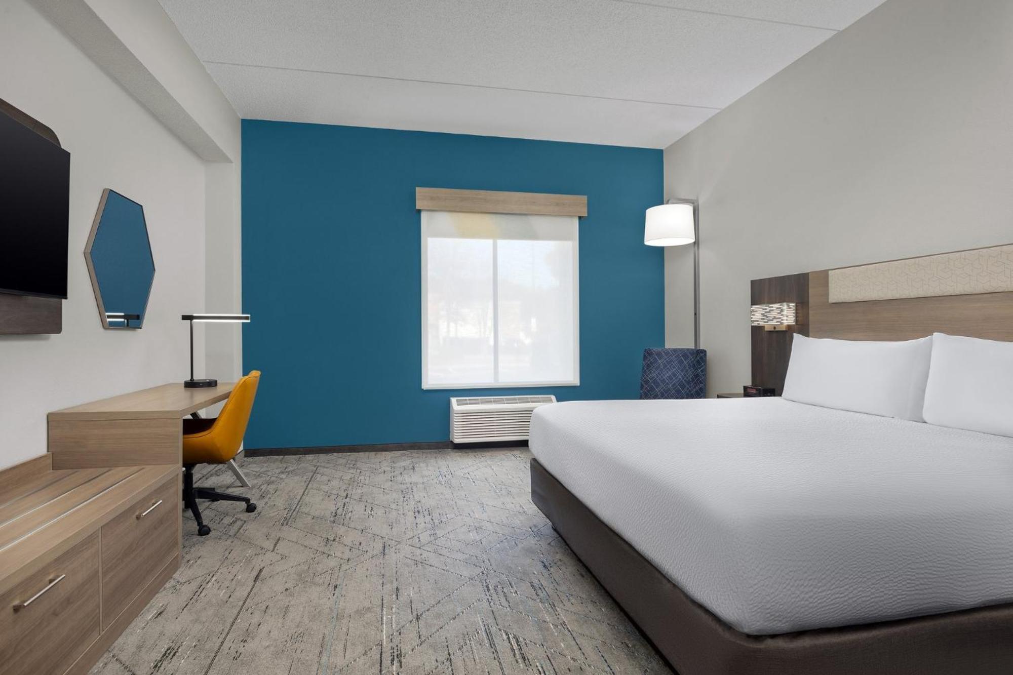 Holiday Inn Express Hotel & Suites Greensboro - Airport Area By Ihg Екстер'єр фото